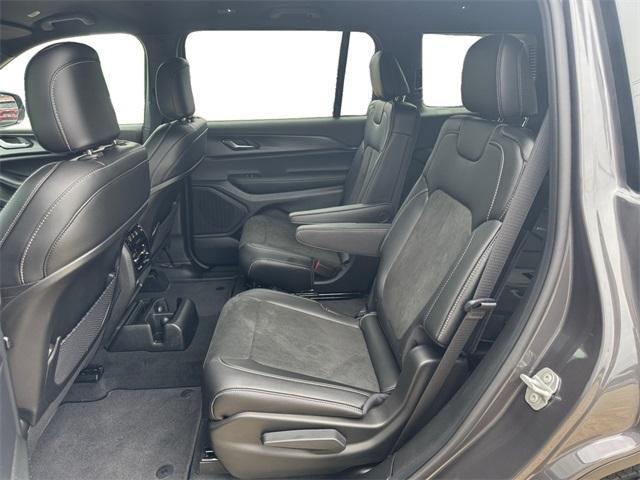 new 2025 Jeep Grand Cherokee L car, priced at $43,185