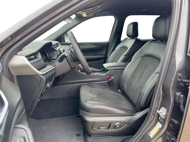 new 2025 Jeep Grand Cherokee L car, priced at $43,185