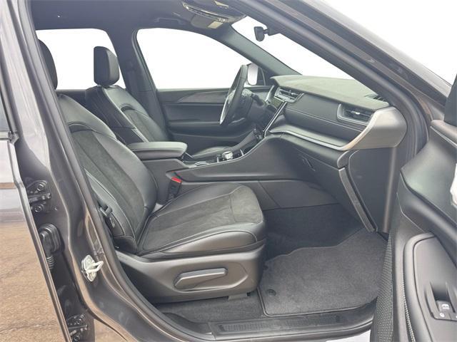 new 2025 Jeep Grand Cherokee L car, priced at $43,185