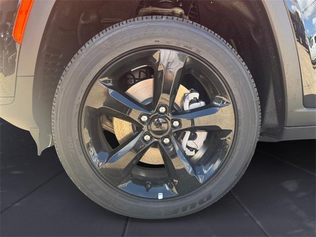 new 2025 Jeep Grand Cherokee L car, priced at $39,685