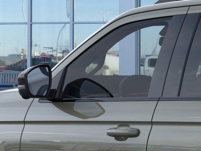 new 2025 Ford Expedition car, priced at $84,679
