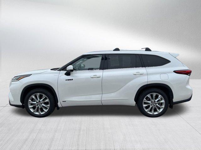 used 2021 Toyota Highlander Hybrid car, priced at $34,599