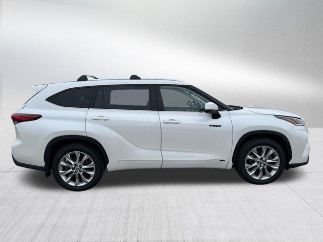 used 2021 Toyota Highlander Hybrid car, priced at $34,599