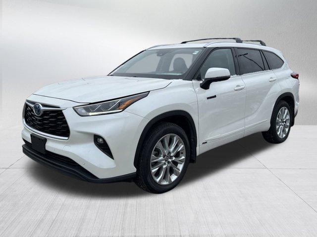 used 2021 Toyota Highlander Hybrid car, priced at $34,599