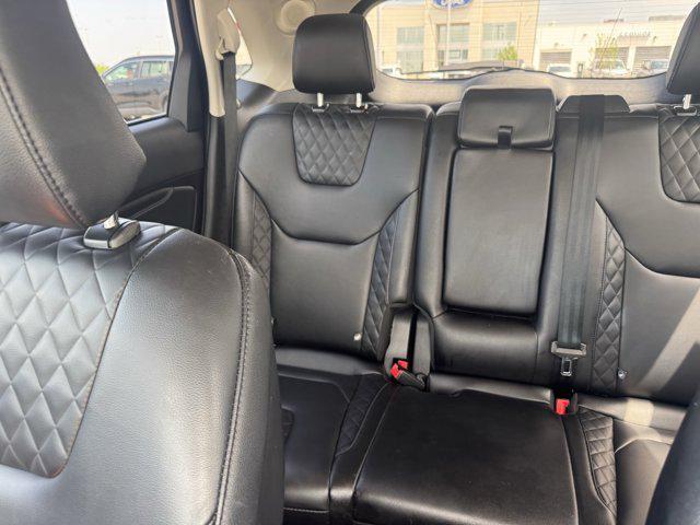 used 2024 Ford Edge car, priced at $30,999