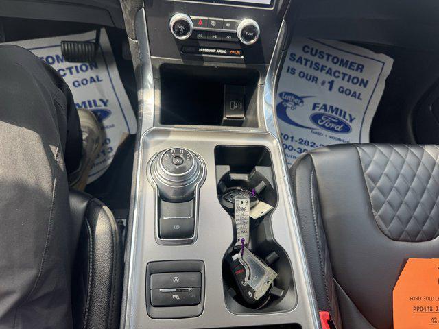 used 2024 Ford Edge car, priced at $30,999