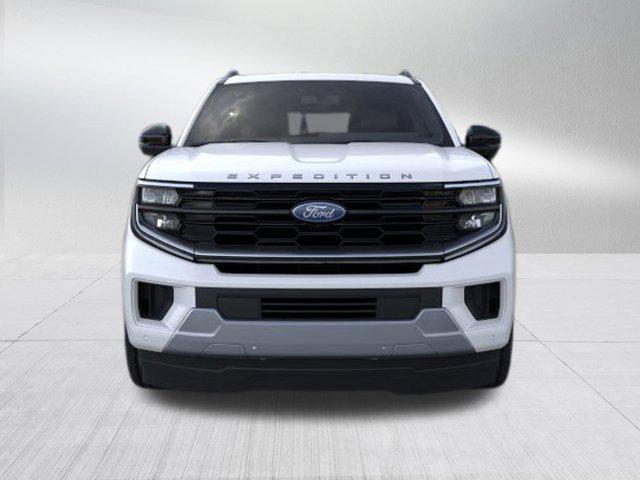 new 2025 Ford Expedition Max car, priced at $91,044