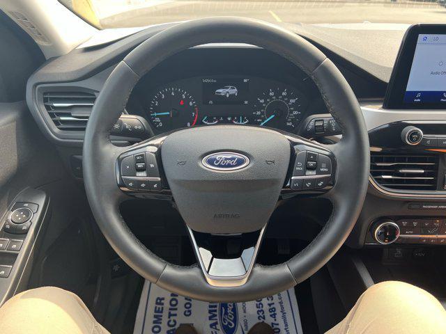 used 2022 Ford Escape car, priced at $25,999