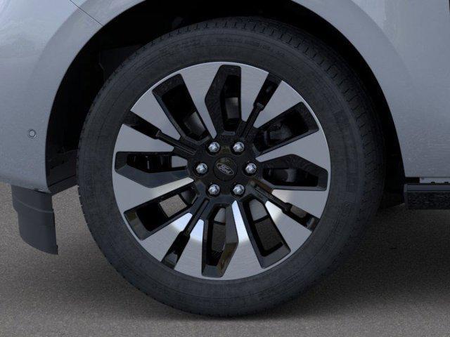 new 2025 Ford Expedition car, priced at $88,146