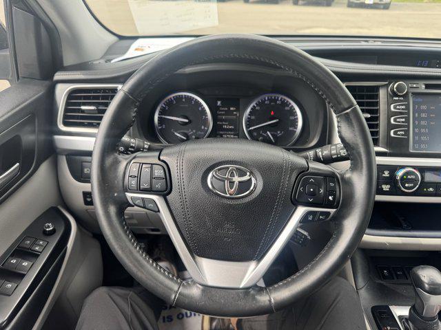 used 2019 Toyota Highlander car, priced at $14,900