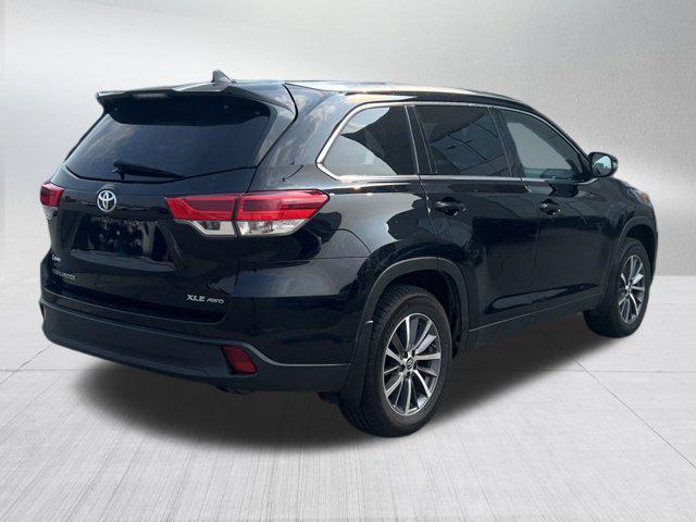 used 2019 Toyota Highlander car, priced at $14,900
