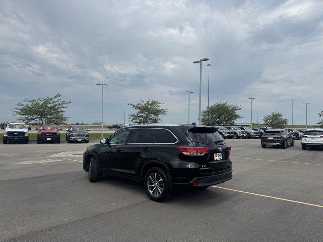 used 2019 Toyota Highlander car, priced at $14,900