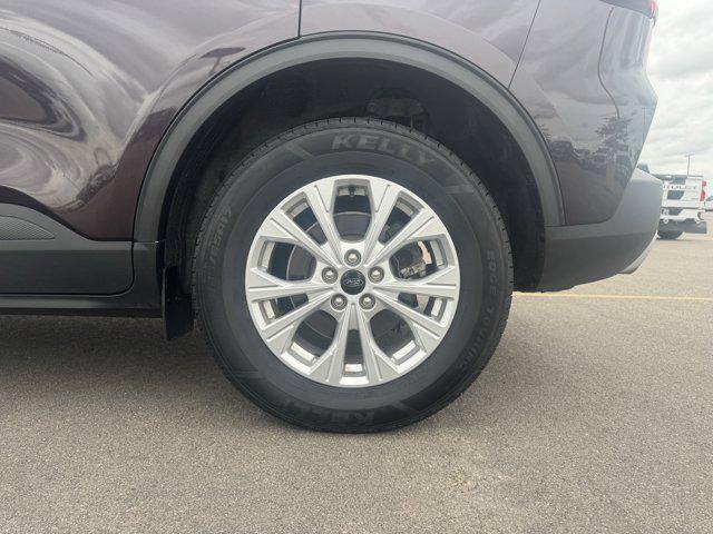 used 2023 Ford Escape car, priced at $23,999