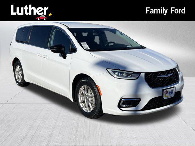 used 2024 Chrysler Pacifica car, priced at $30,699