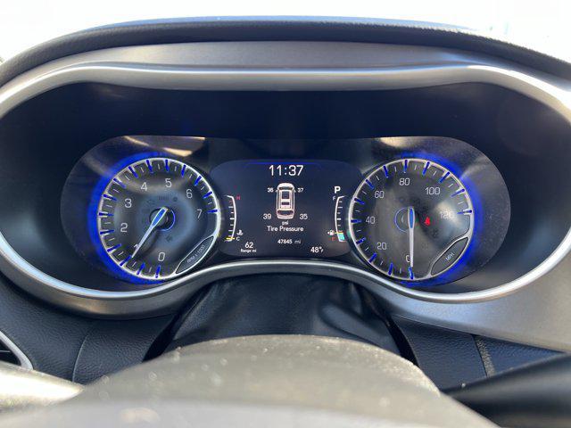 used 2024 Chrysler Pacifica car, priced at $30,699