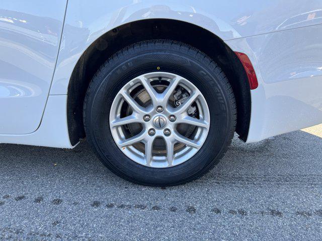 used 2024 Chrysler Pacifica car, priced at $30,699