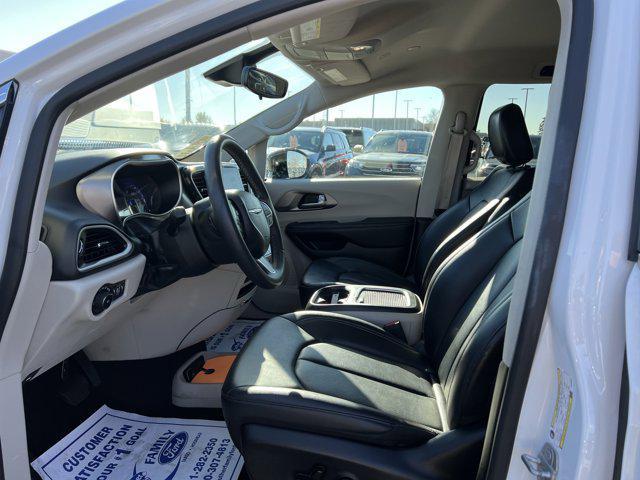 used 2024 Chrysler Pacifica car, priced at $30,699