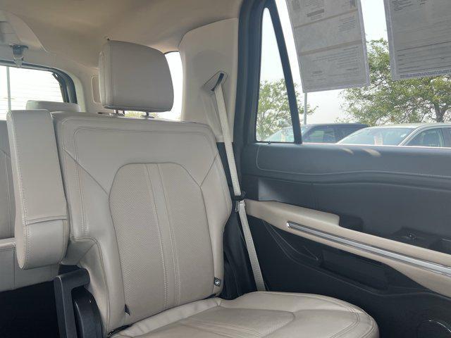 used 2024 Ford Expedition car, priced at $55,299