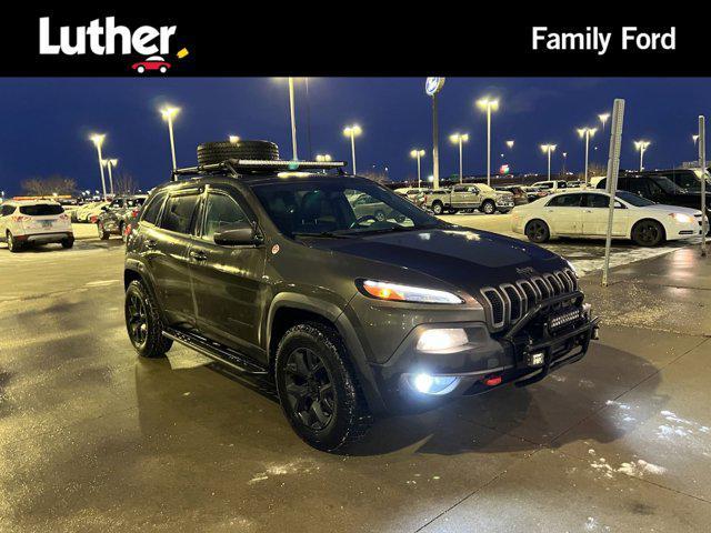 used 2015 Jeep Cherokee car, priced at $12,999