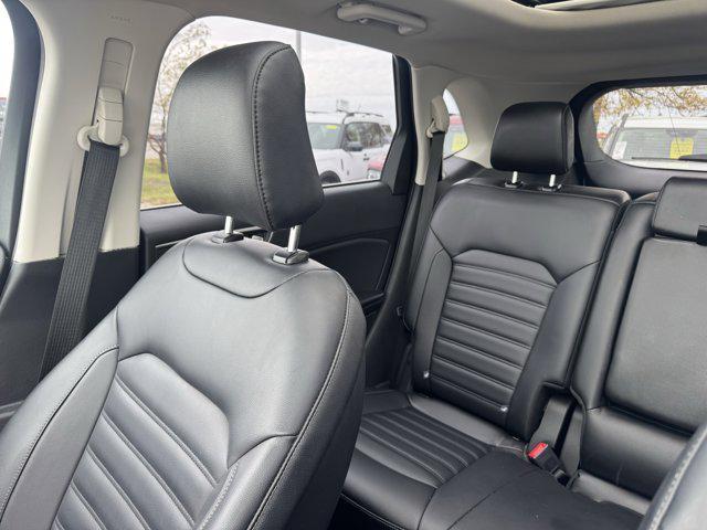 used 2023 Ford Edge car, priced at $28,899