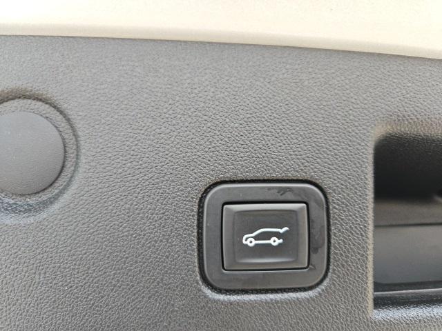 used 2018 Chevrolet Equinox car, priced at $13,200