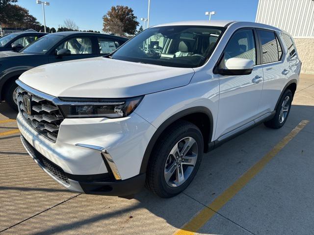 new 2025 Honda Pilot car, priced at $46,500