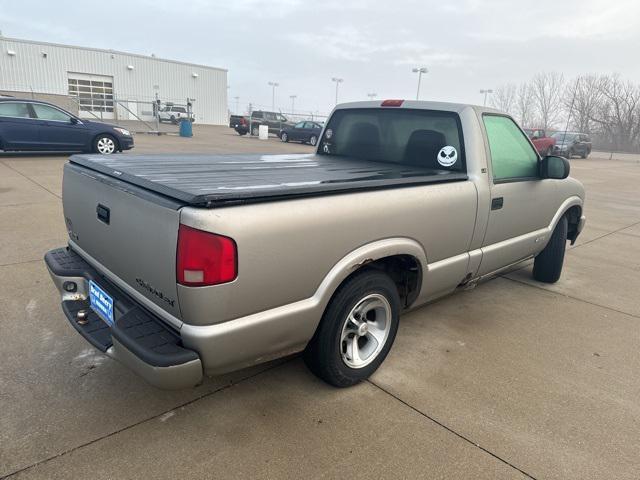 used 2002 Chevrolet S-10 car, priced at $4,900