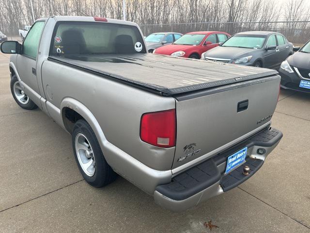 used 2002 Chevrolet S-10 car, priced at $4,900