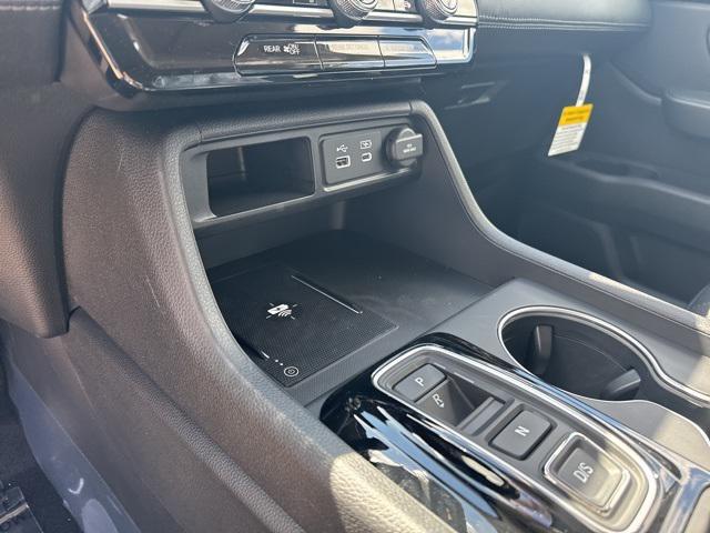 new 2025 Honda Pilot car, priced at $51,050