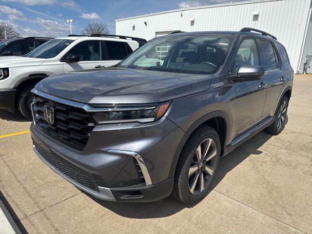 new 2025 Honda Pilot car, priced at $51,050