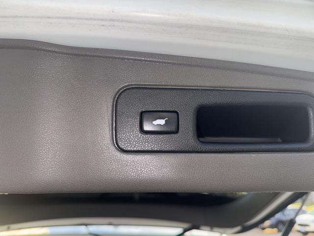 used 2016 Honda Odyssey car, priced at $10,400