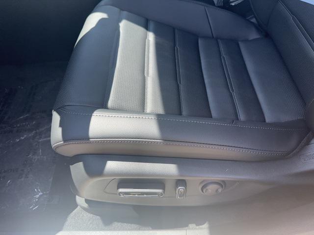 new 2025 Honda CR-V car, priced at $38,350