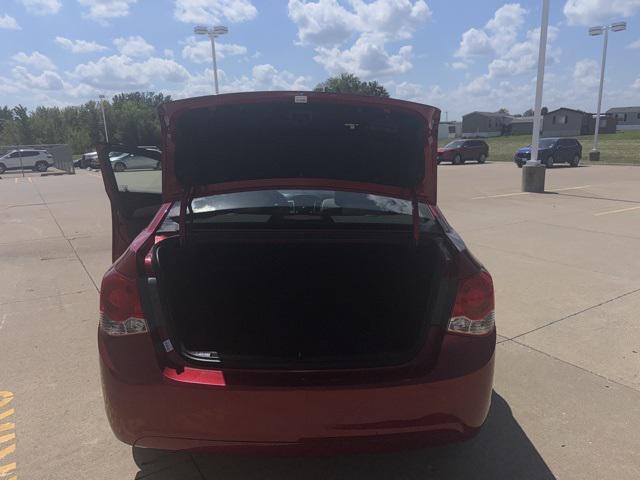 used 2014 Chevrolet Cruze car, priced at $8,900