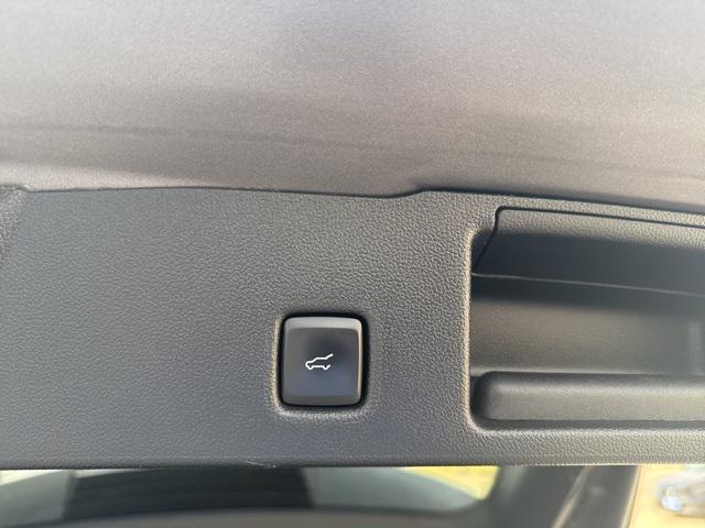 used 2022 Ford Escape car, priced at $19,900