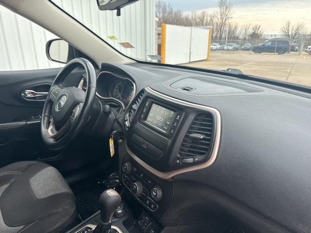 used 2014 Jeep Cherokee car, priced at $9,400