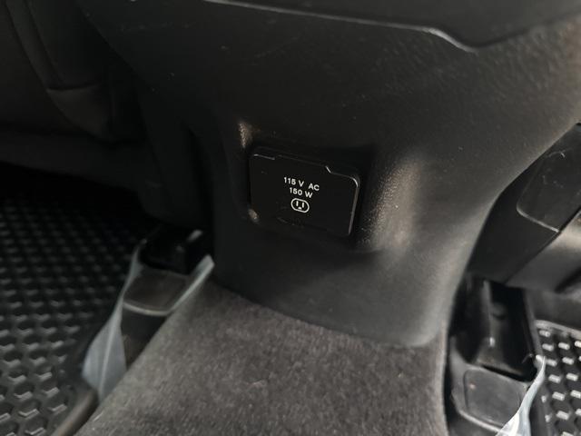 used 2014 Jeep Cherokee car, priced at $9,400