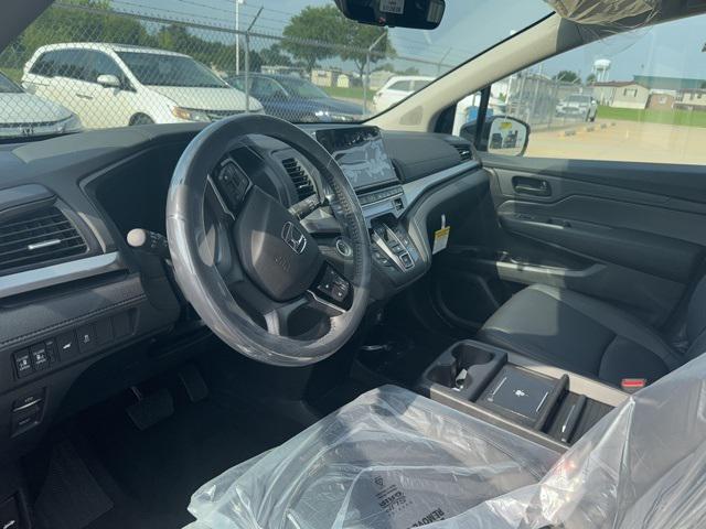 new 2026 Honda Odyssey car, priced at $44,290
