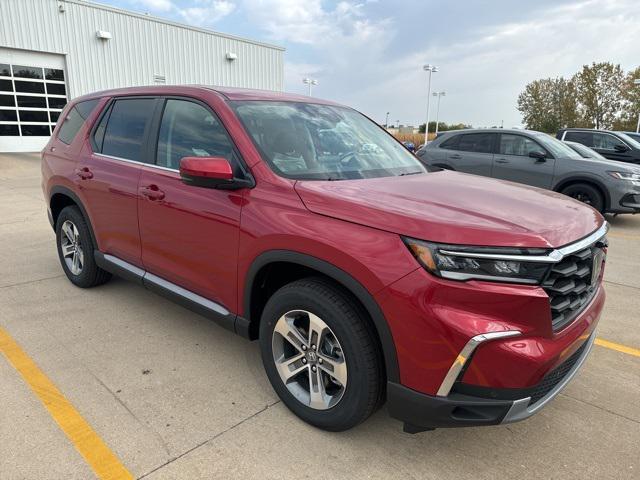 new 2025 Honda Pilot car, priced at $46,900