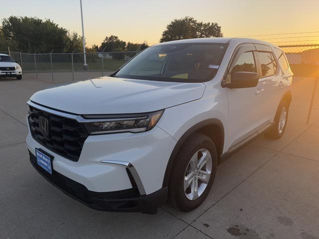 used 2023 Honda Pilot car, priced at $34,900
