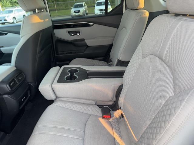used 2023 Honda Pilot car, priced at $34,900