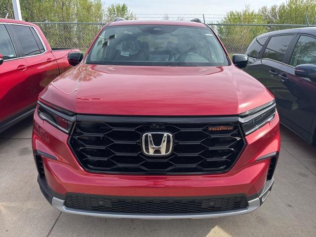 new 2025 Honda Pilot car, priced at $51,305