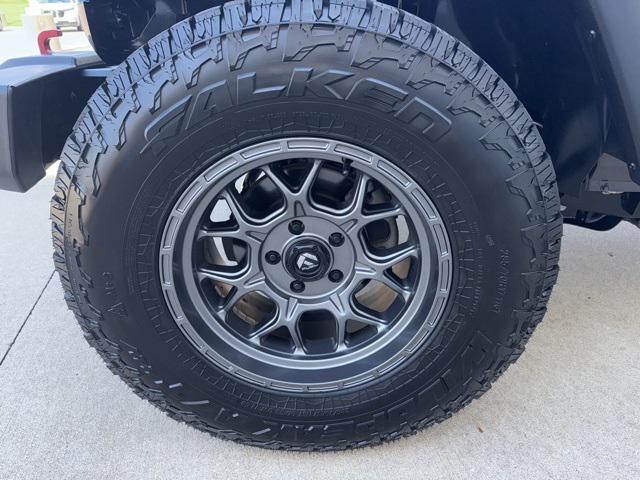 used 2017 Jeep Wrangler Unlimited car, priced at $22,900