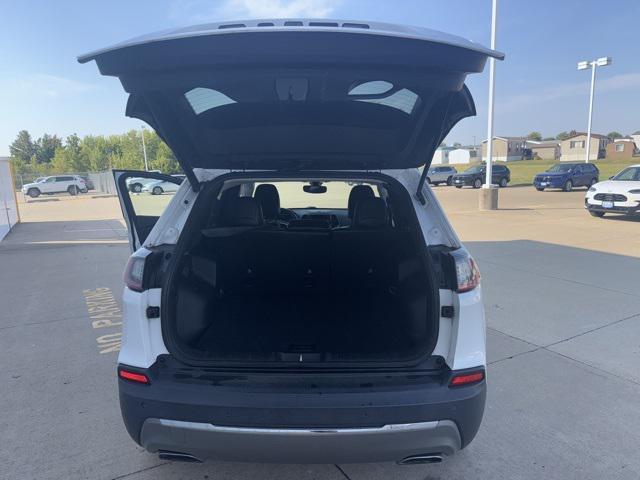 used 2019 Jeep Cherokee car, priced at $15,900