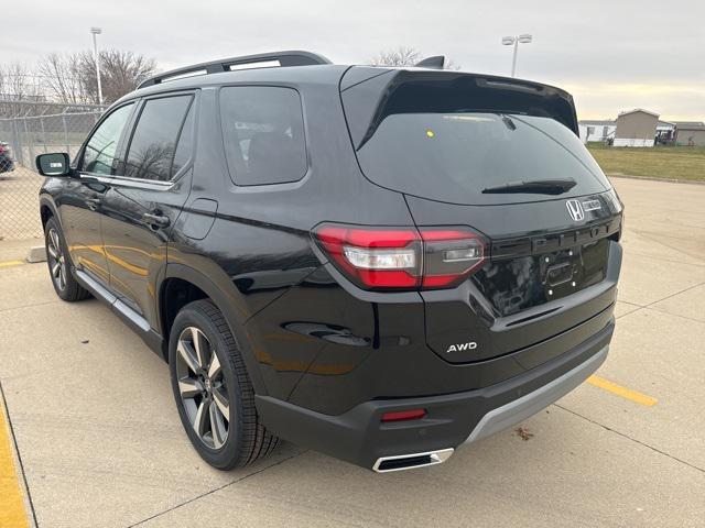 new 2025 Honda Pilot car, priced at $52,900