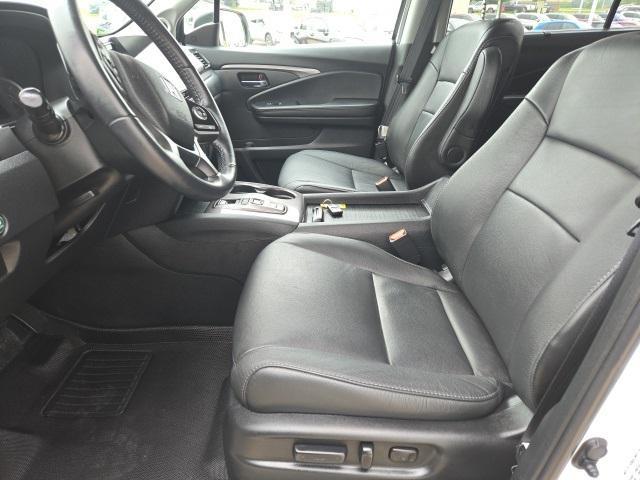 used 2021 Honda Pilot car, priced at $31,900