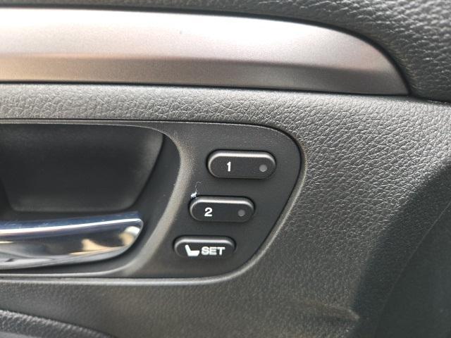used 2021 Honda Pilot car, priced at $31,900
