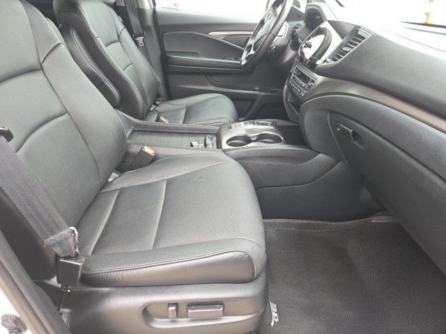 used 2021 Honda Pilot car, priced at $31,900