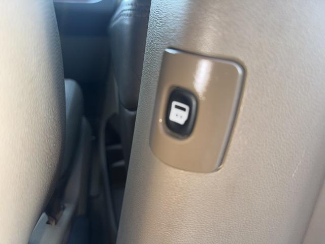 used 2014 Chrysler Town & Country car, priced at $6,500