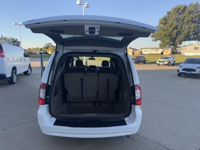 used 2014 Chrysler Town & Country car, priced at $6,500