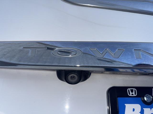 used 2014 Chrysler Town & Country car, priced at $6,500